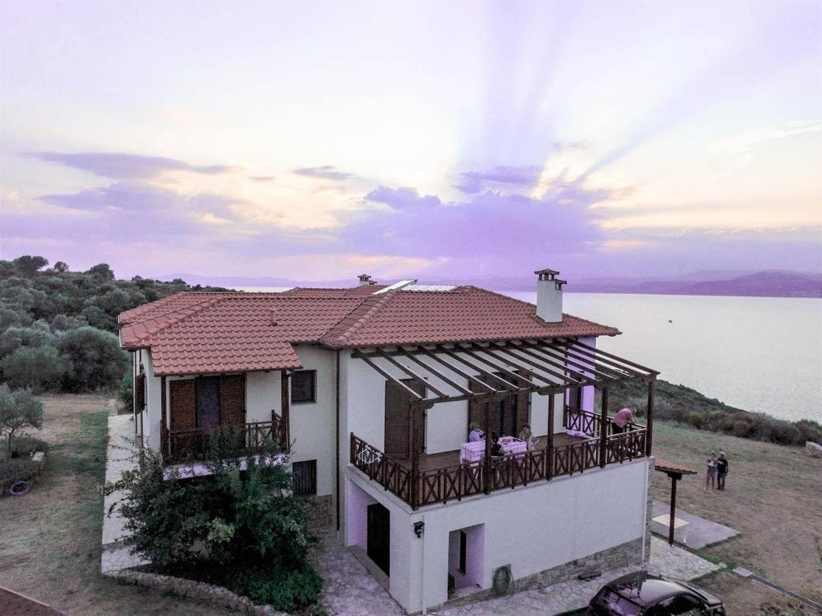 Marvelous Sea View Eco Apt อาโมเลียนี ภายนอก รูปภาพ
